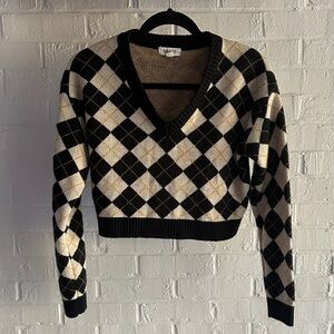 Size S Black Cream Argyle V-Neck Cropped Sweater